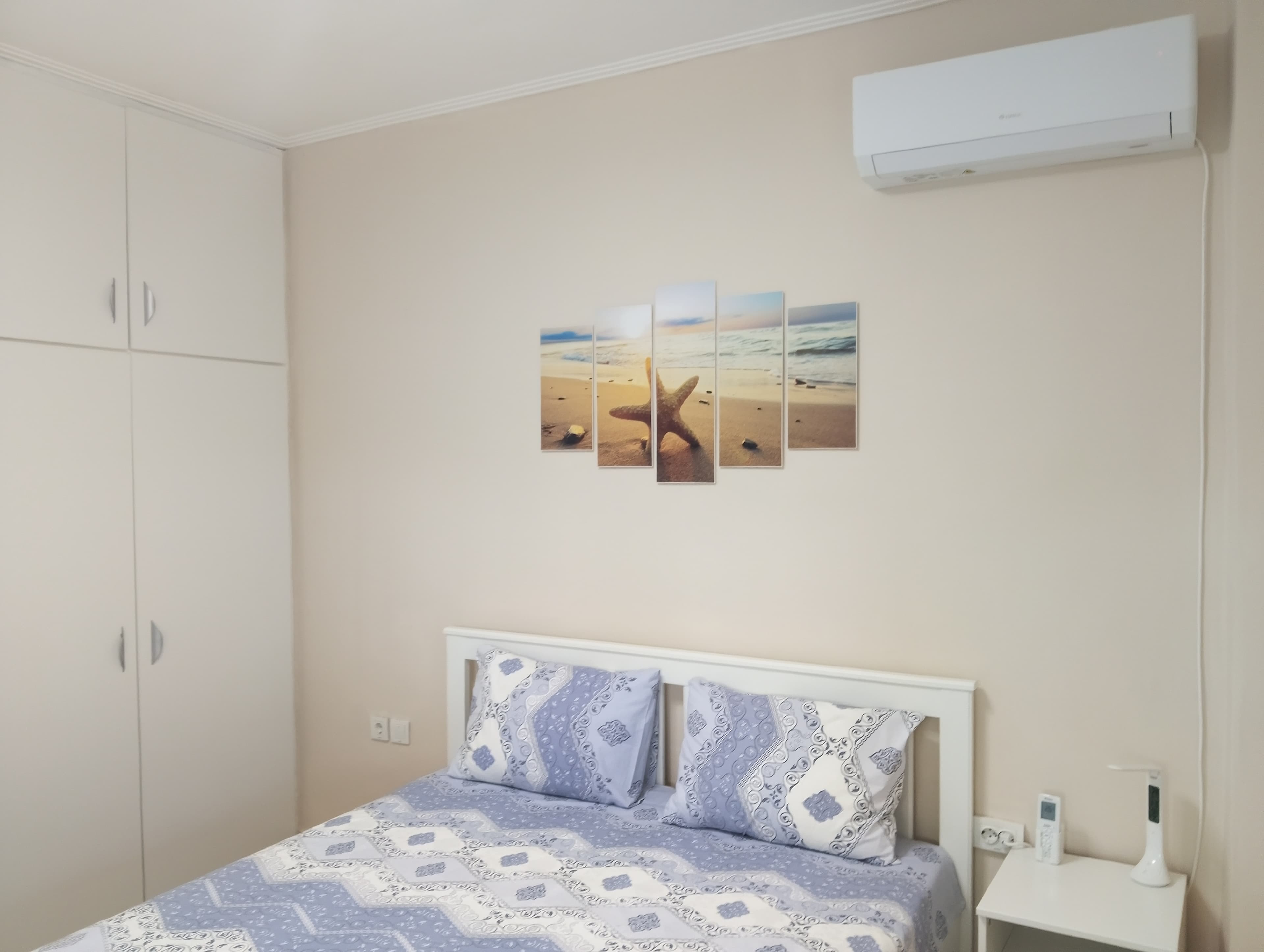 Apartment 1 · Bedrooms 18