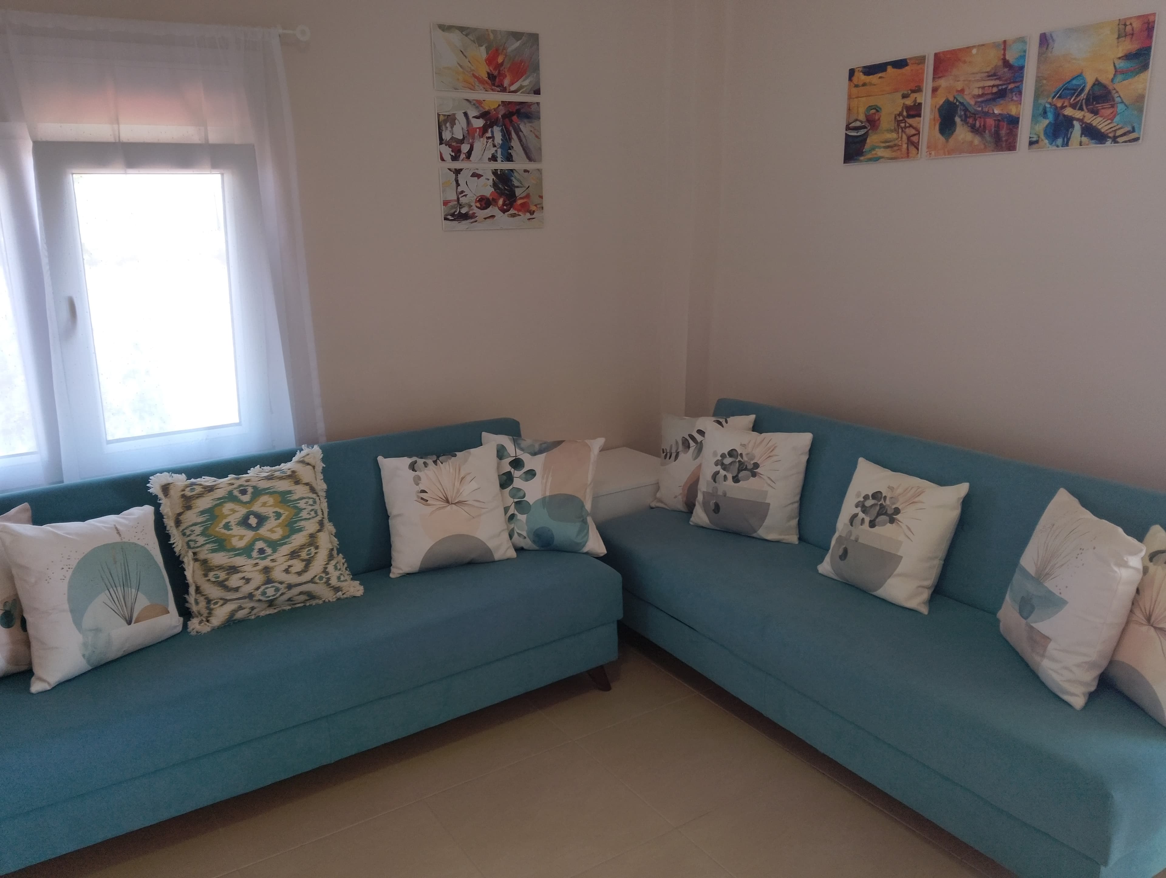 Apartment 2 · Living room 33